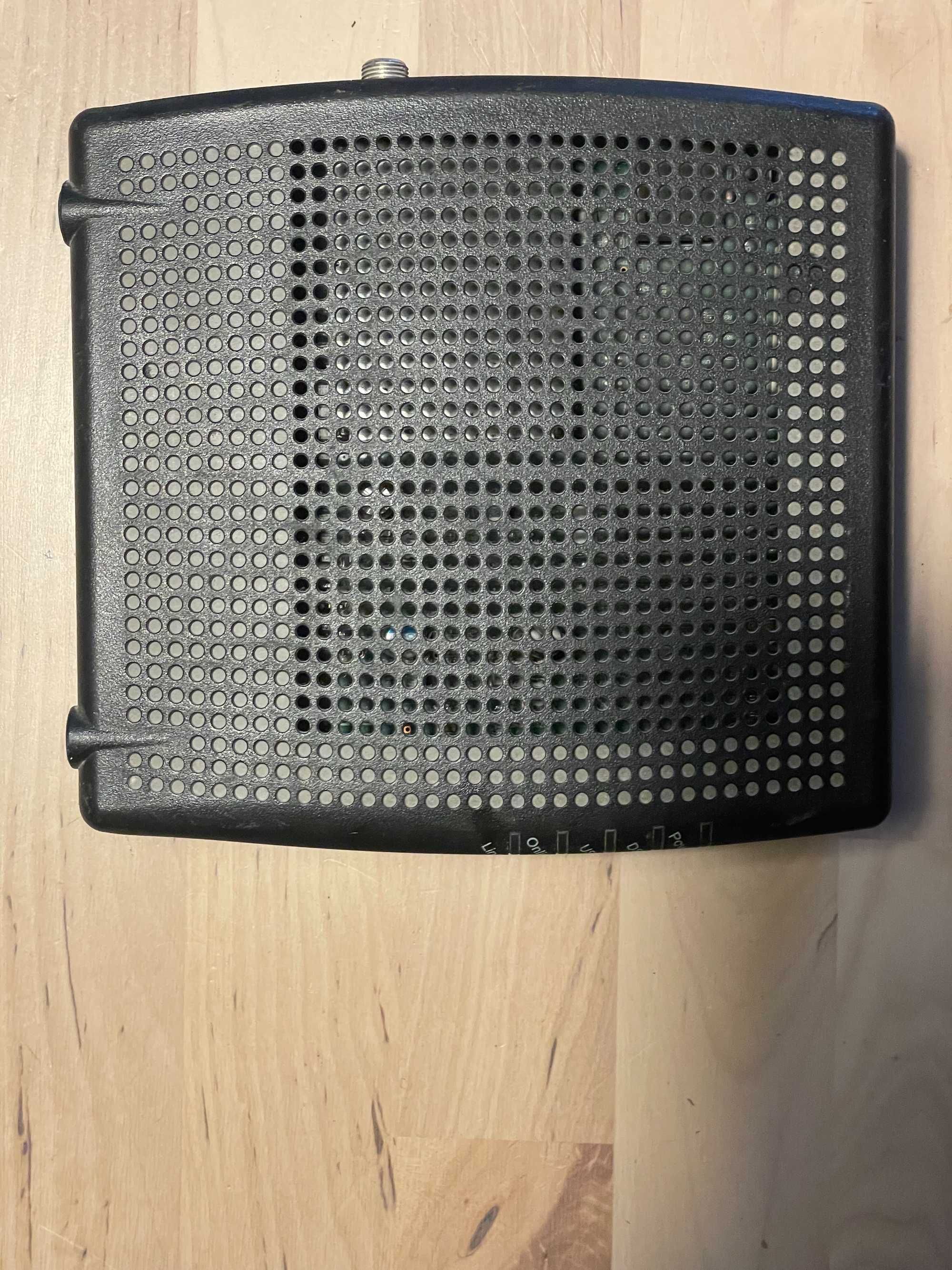 Modem ARRIS CM820 Kablówka Netia Multimedia