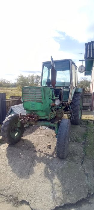 Трактор ЮМЗ комплект.