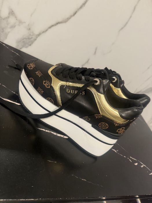 Nowe Buty sneakersy GUESS rozmiar 37
