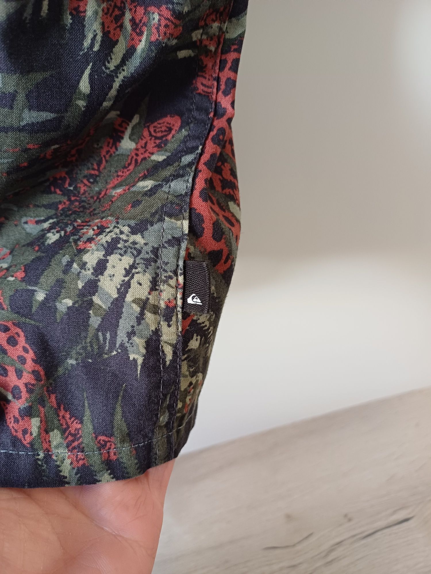 Camisa Quiksilver com padrão - XS
