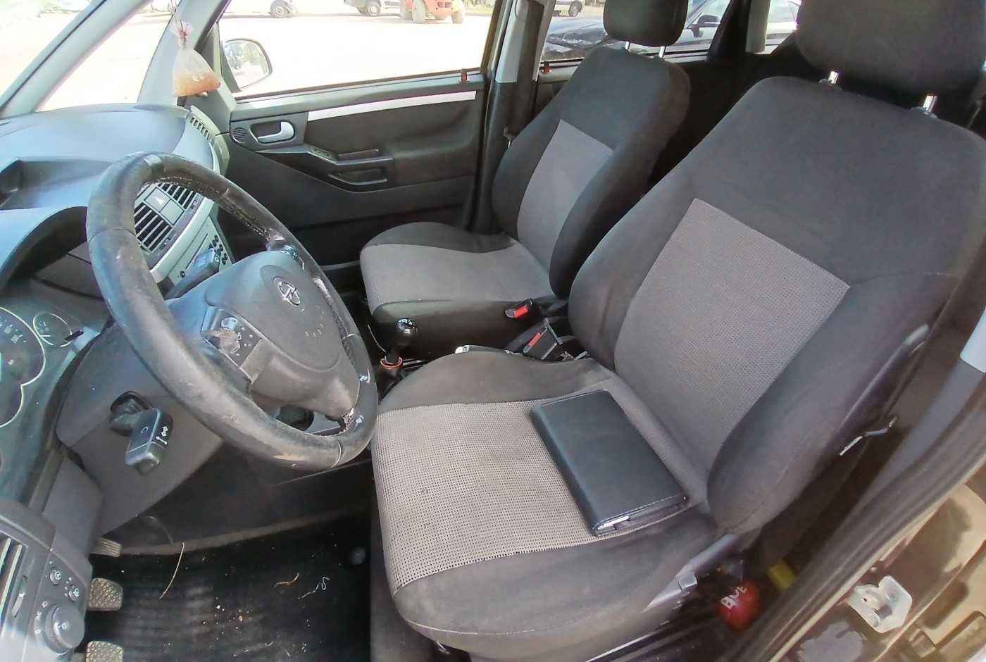 2005 Opel Meriva A 1.7 CDTI Z17DTH kolor Z20R Silnik skrzynia części