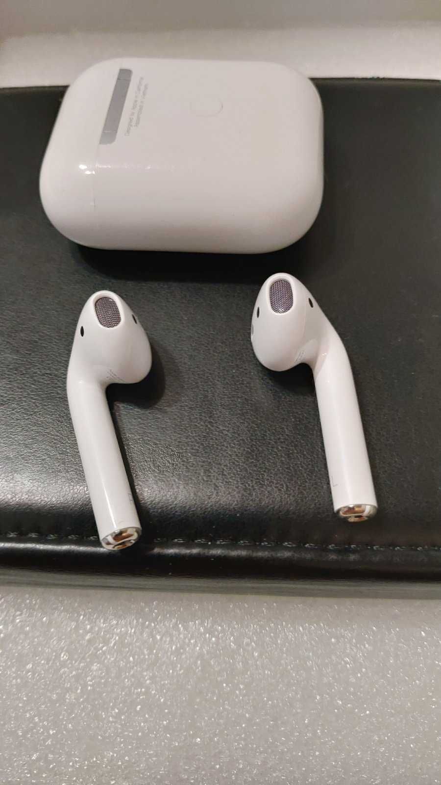 Наушники Apple AirPods 2
