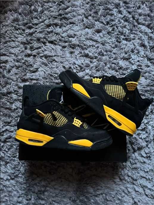 nowy Jordan 4 Retro Thunder Moda rozmiar.40