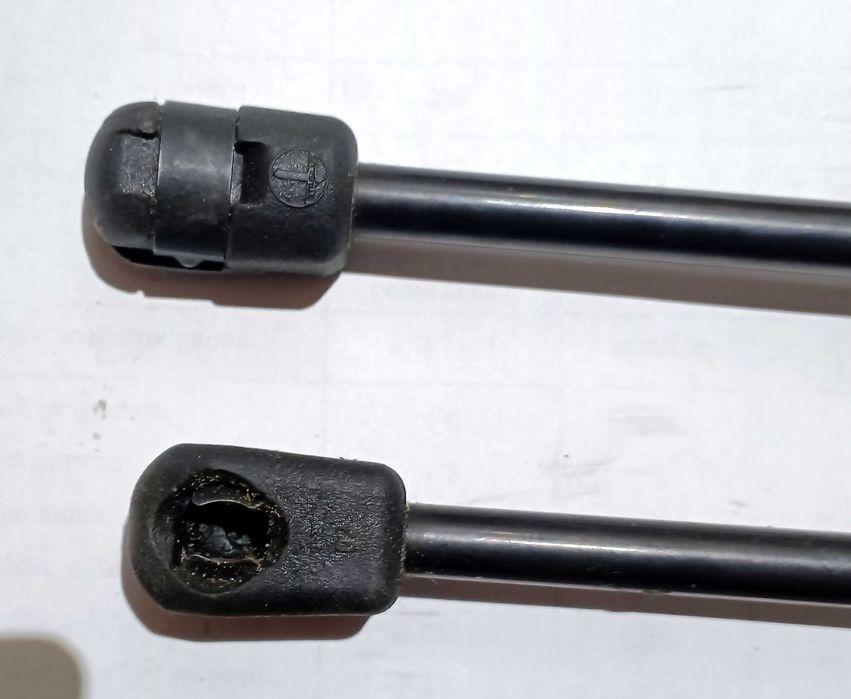 амортизатор крышки багажника HYUNDAI TUCSON KIA 04-13 81771-2E000 пара