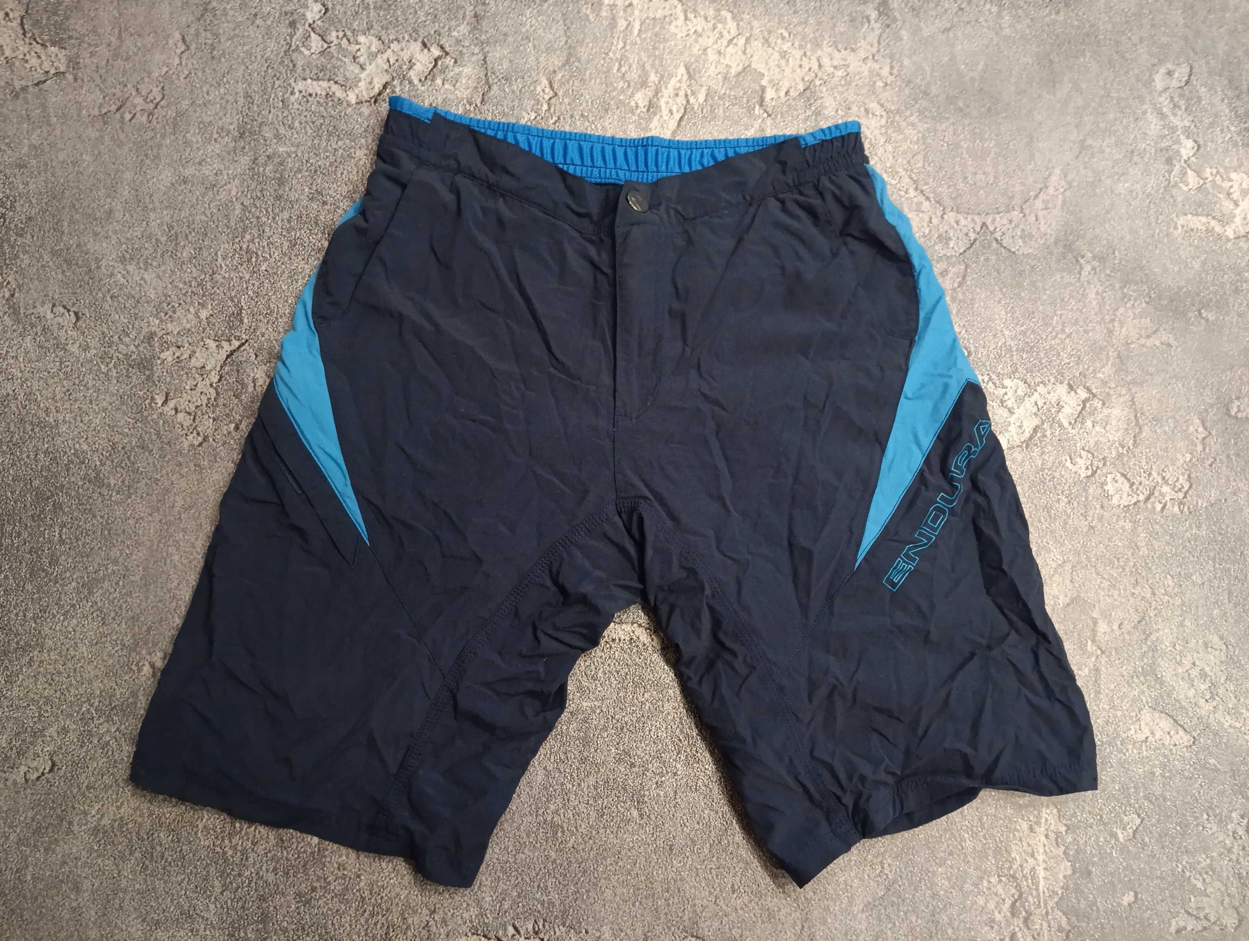 Велосипедные шорты Endura Cairn Short с памперсом endura