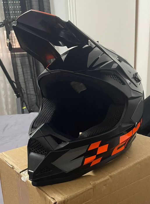 Capacete Novo Motocross Trotinetes