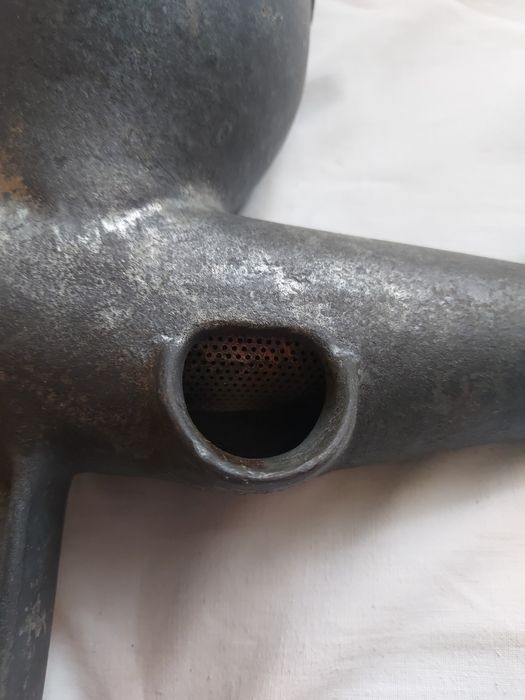 stara maszynka ręczna do wyciskania soków