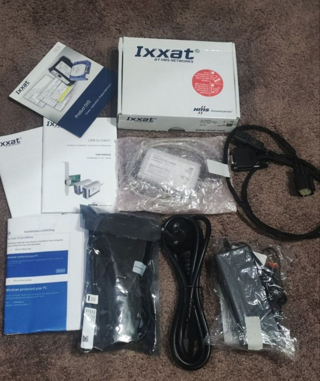 Ixxat USB-to-CAN V2 compact - 1.01.0281.12001