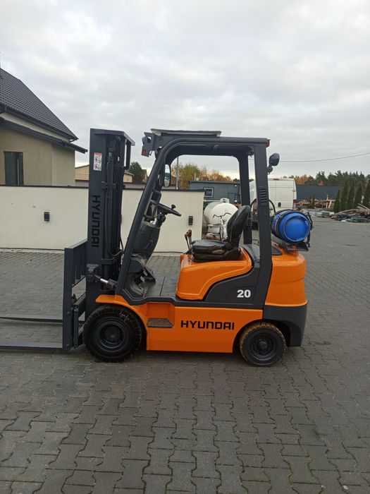 Sprzedam wózek widłowy Hyundai udz 2 to rok 2012