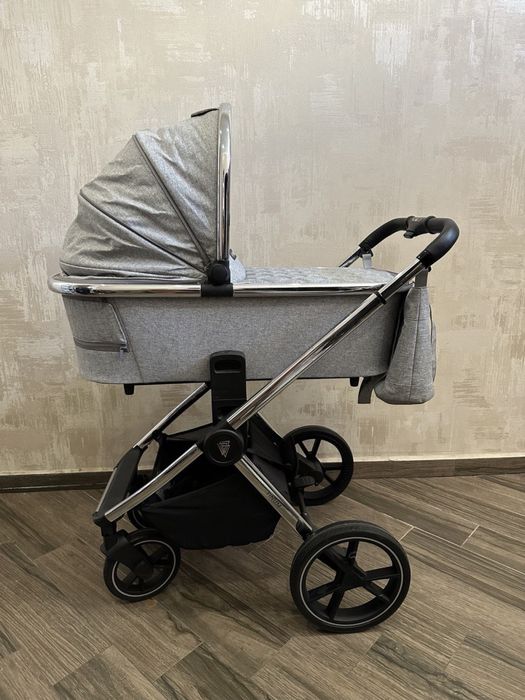 Детская коляска от британского бренда Venicci