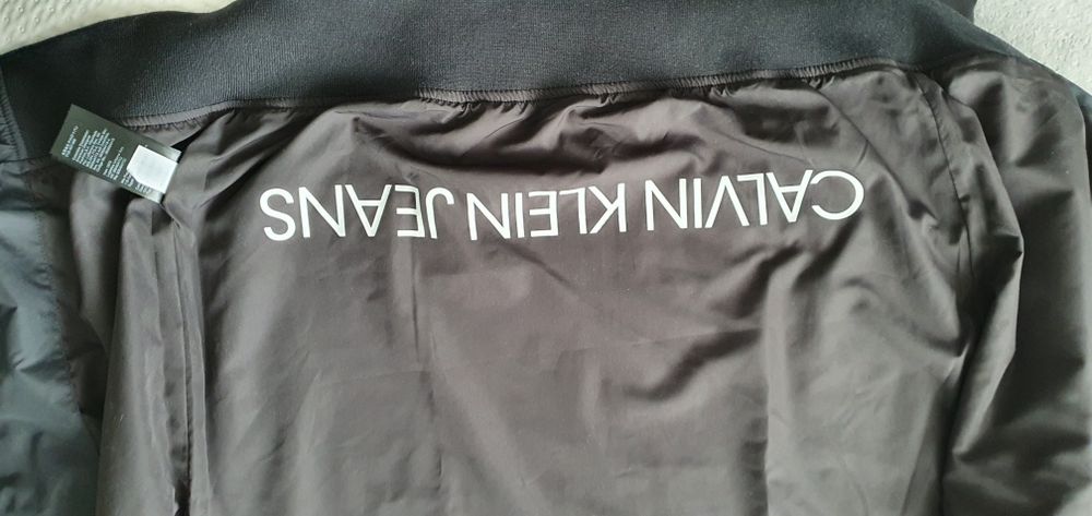 Kurtka  przejsciowa wiosenna Calvin Klein CK rozmiar M