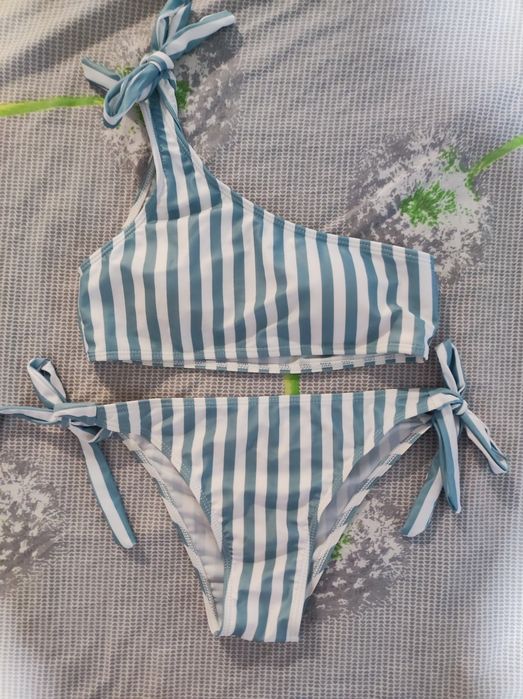 Продам раздельный купальник