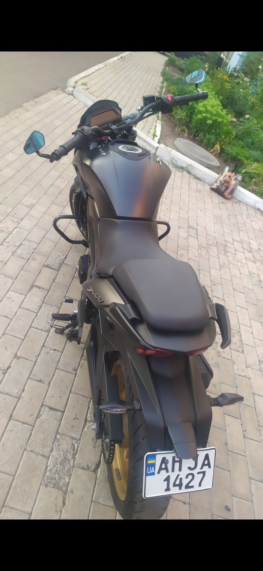Байк Dominar BODJAR 400.  .