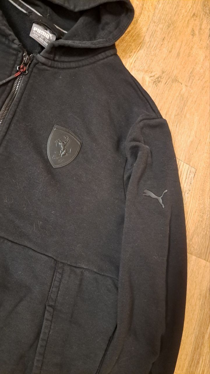 Зипка Puma М размера в отличном состоянии