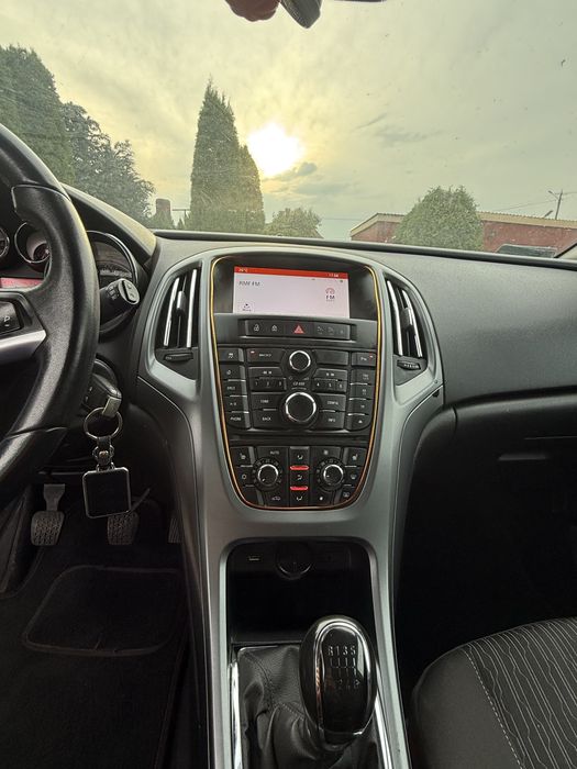 Opel astra J ecoflex model 2015