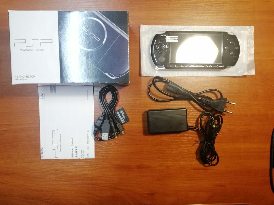 Sony PlayStation Portable (PSP) моделі PSP-3008