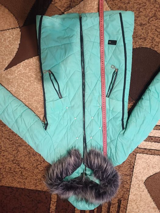 Зимова куртка для дівчинки