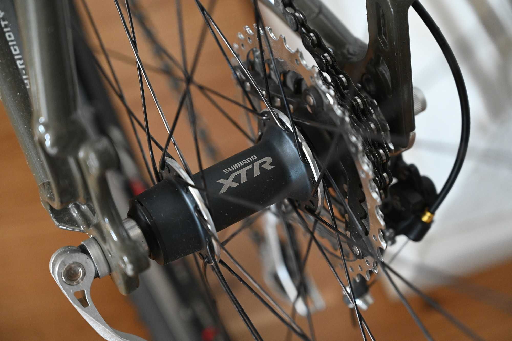 MTB Author Revolt 17"  XT/XTR/DT Swiss - waga 9,7 kg