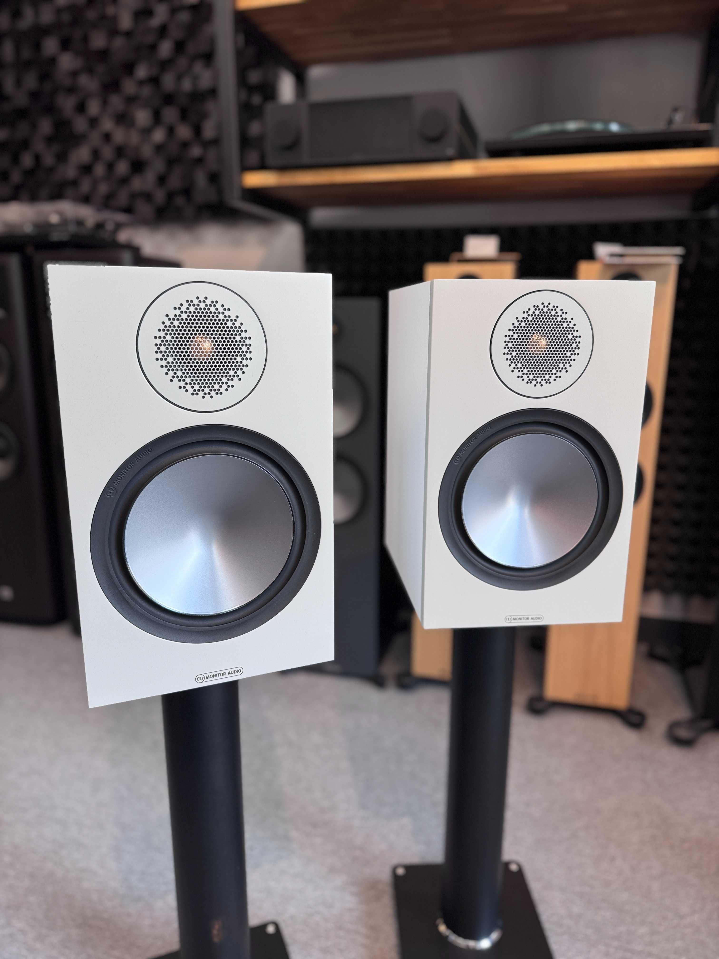 Monitor Audio Bronze 100 Białe Kolumny podstawkowe OUTLET SKLEP