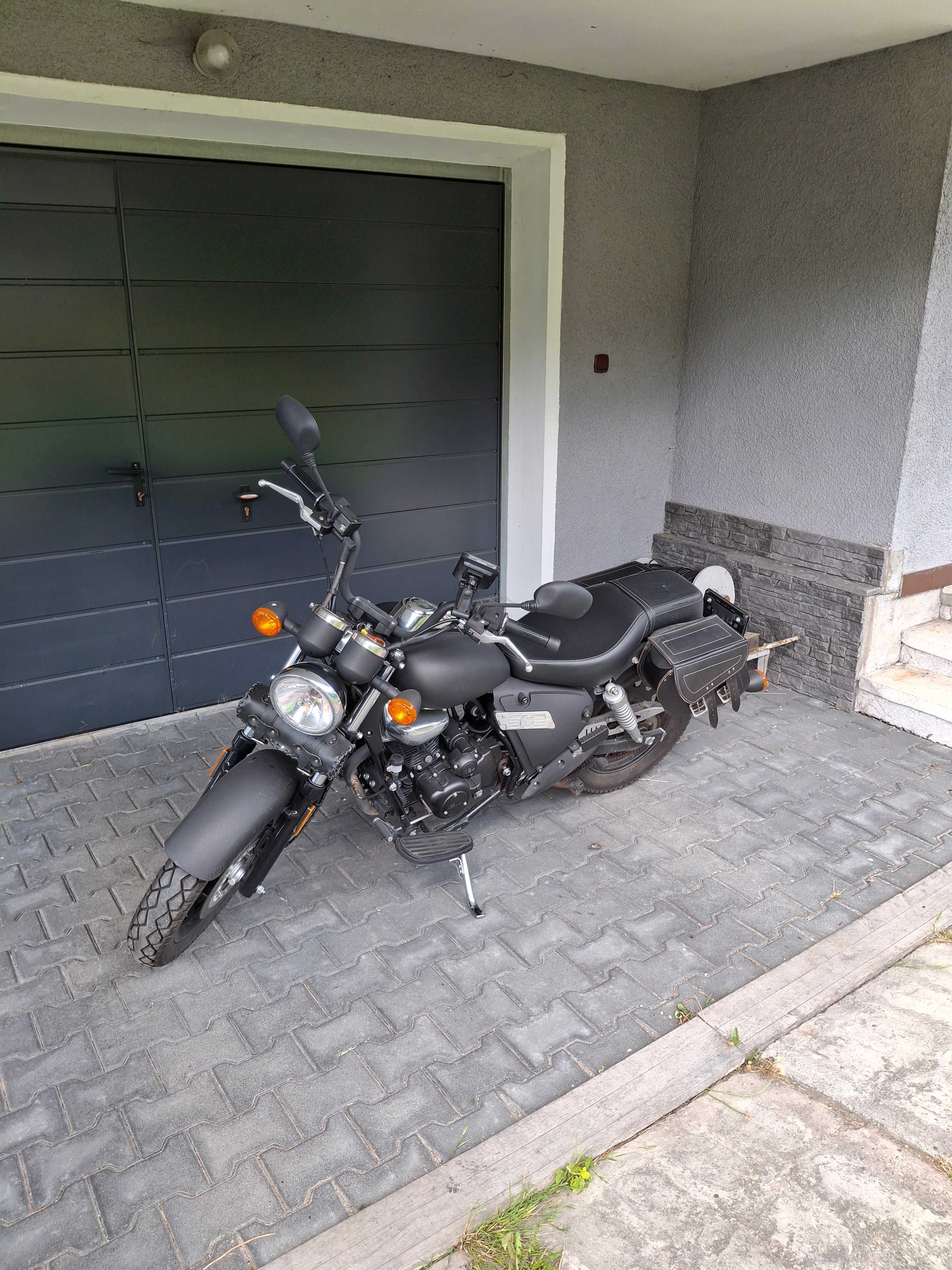 SPRZEDAM: Keeway Superlight 125 – stan BARDZO DOBRY!