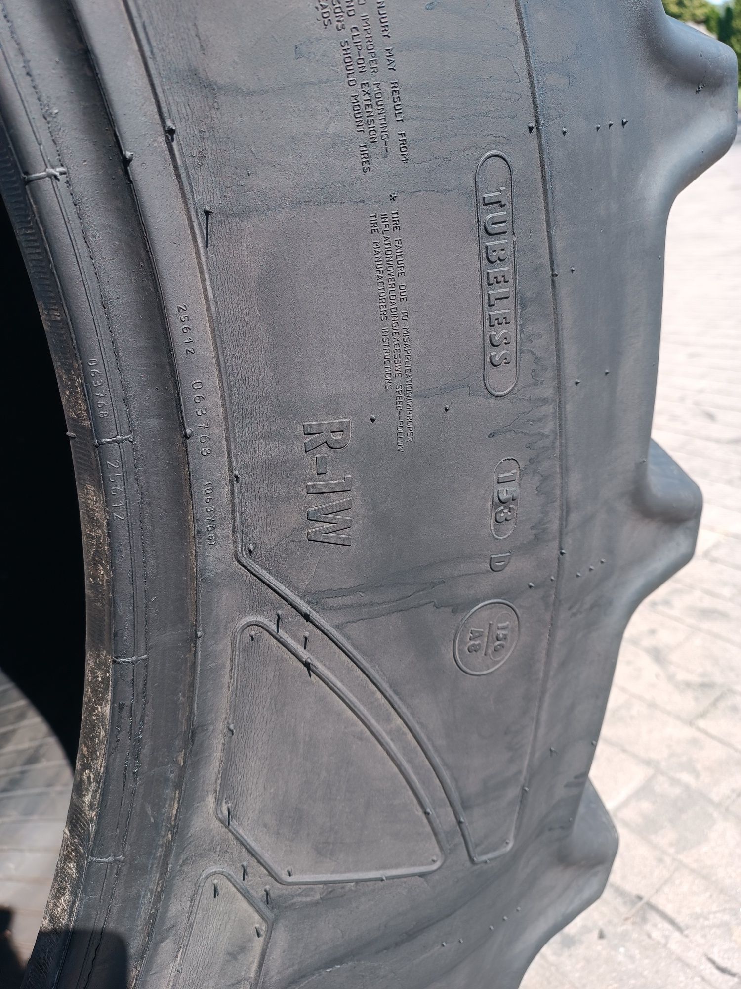 600/65R38 Continental Contract AC65