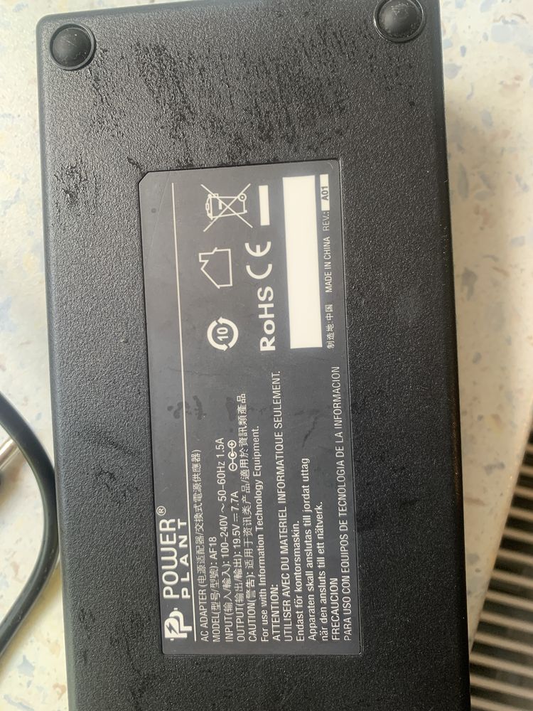 Продам зарядку до ноутбука hp pavilion 150W