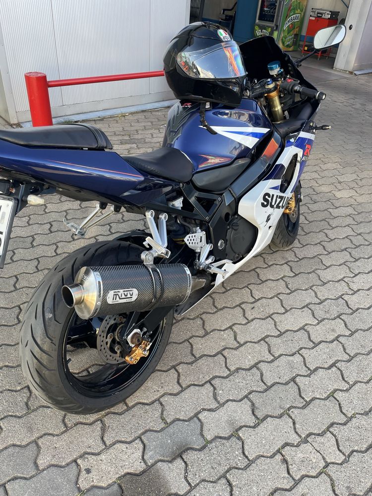 Suzuki gsxr-r 600