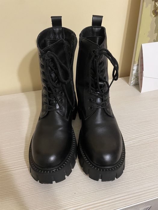 Черевики зимові жіночі берці, шкіра