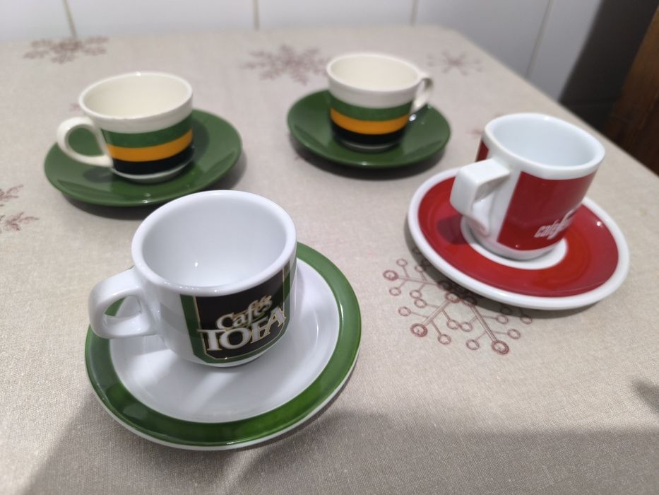 Chávenas de café para colecionadores ou para uso pessoal