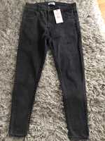 BERSHKA jeansy rurki czarne rozm 38 M lycra