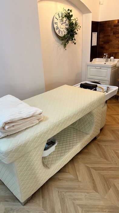HEAD SPA łóżko z myjką