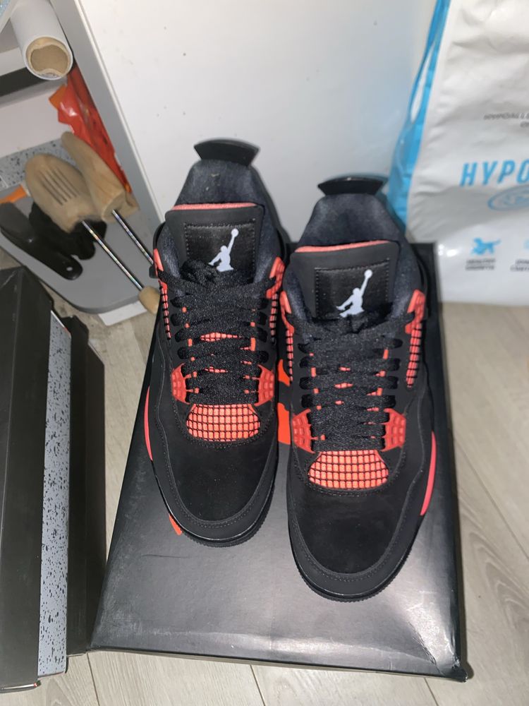 Jordan retro 4 Red thunder r41