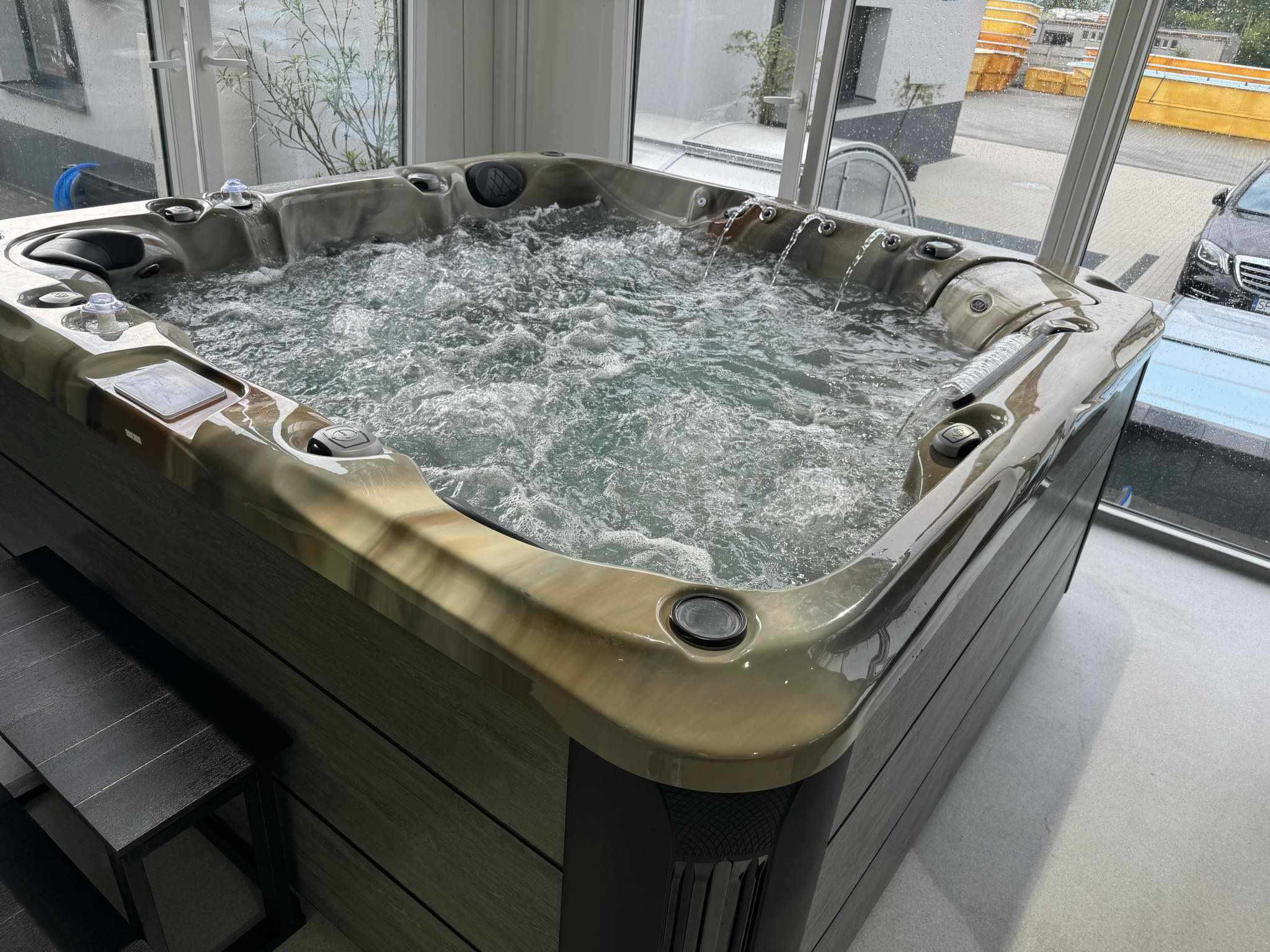 Jacuzzi z hydromasażem wanna ogrodowa luksusowe SPA dla 3,4,5,6 osób