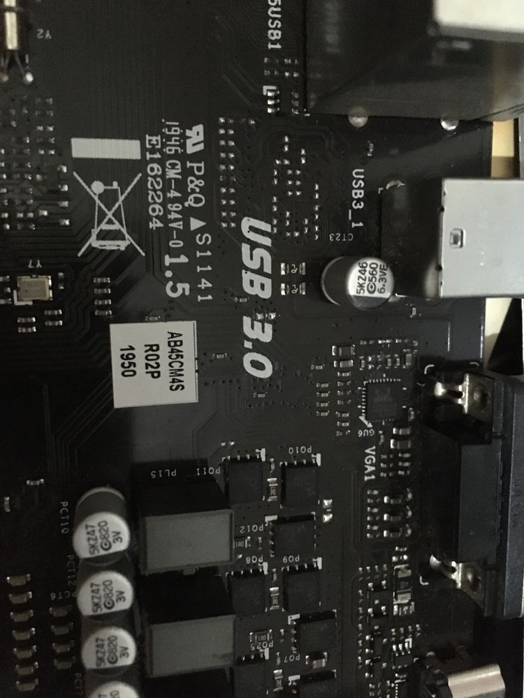 Motherboard Socket AM4 suporta CPUs Ryzen 7 DDR4