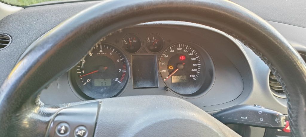 SEAT Ibiza sport 6L 1.4 100cv gasolina /troca