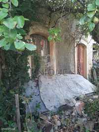 Terreno com casa em ruínas de 210 m2 em Anadia