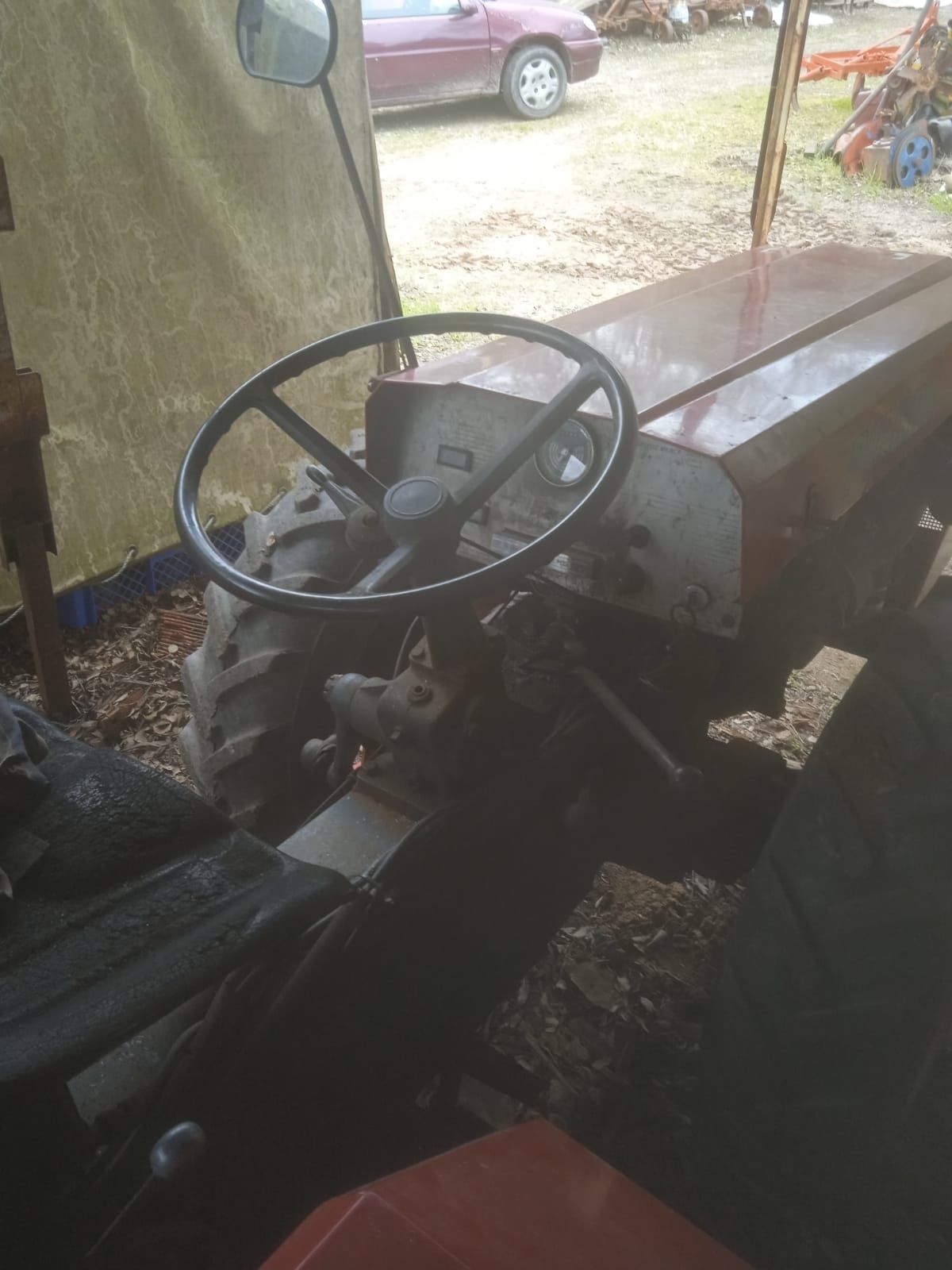 Tractor com matrícula de 30 CV Mafra