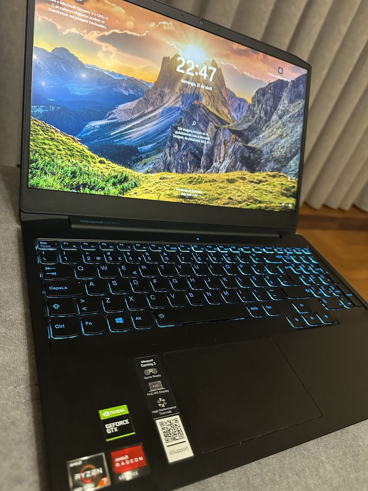 Portátil gaming Lenovo Ideapad Gaming 3 15ARH05