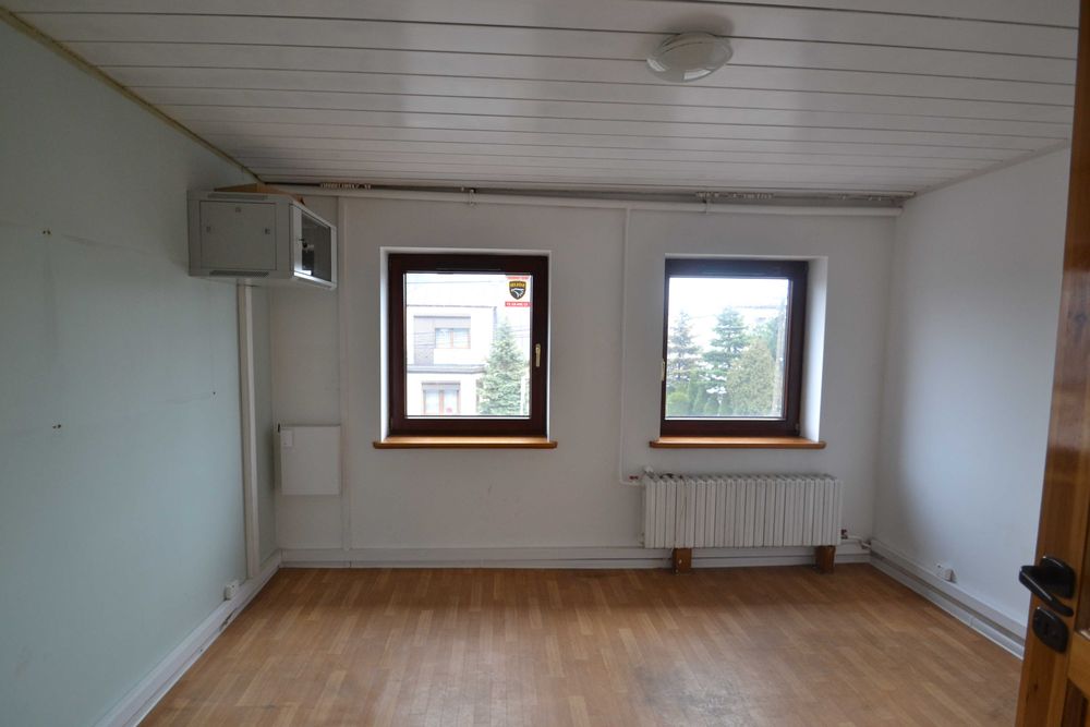 Lokal magazynowy z zapleczem biurowo-socjalnym do wynajęcia !