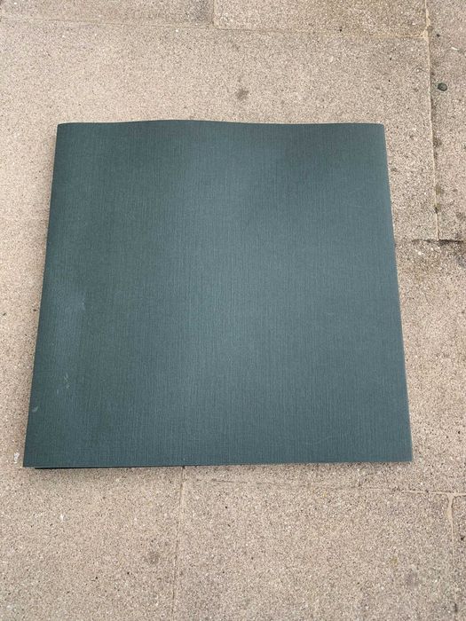 Edição EESTI Post Livro com 15 selos de arte da Estónia de 1994 a 2005