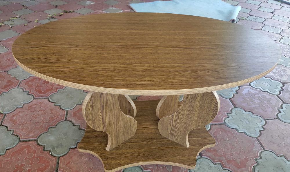 Журнальный стол в идеальном состоянии