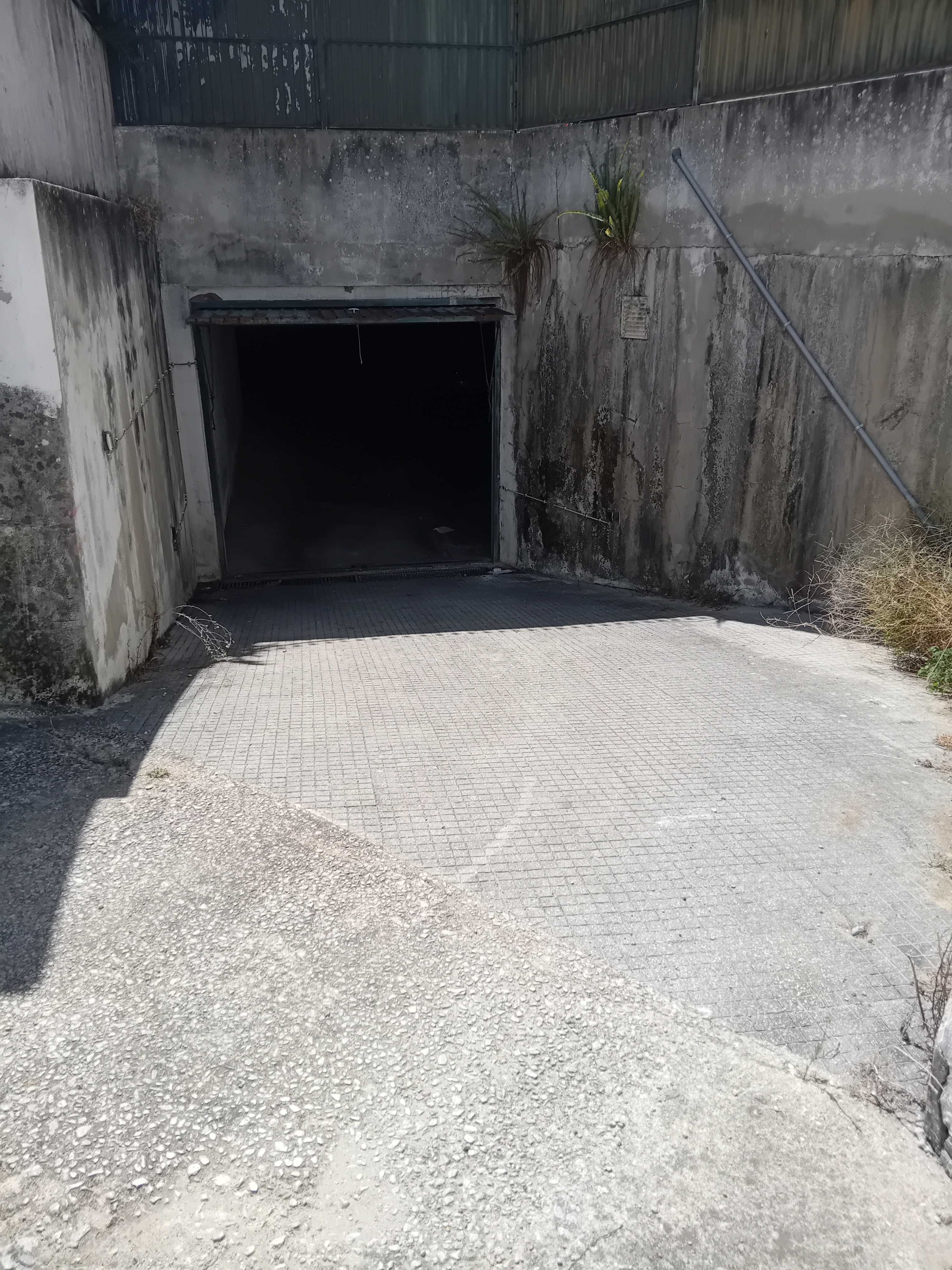 Garagem com 16 m2