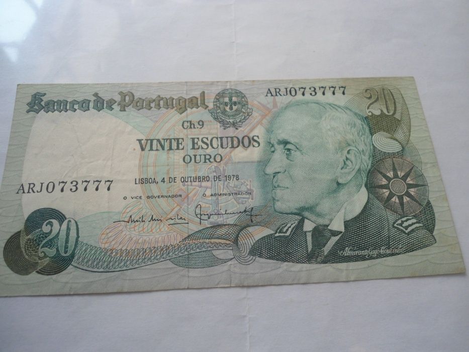 Notas de escudos antigas