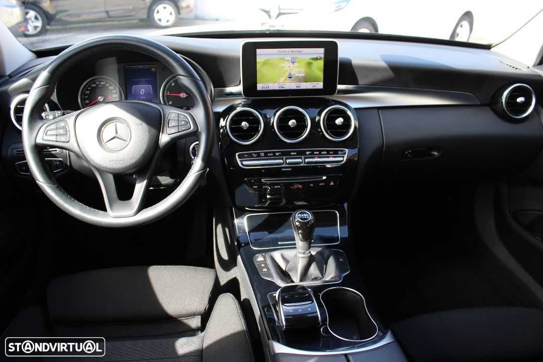 Mercedes C200 bluetec 136cv