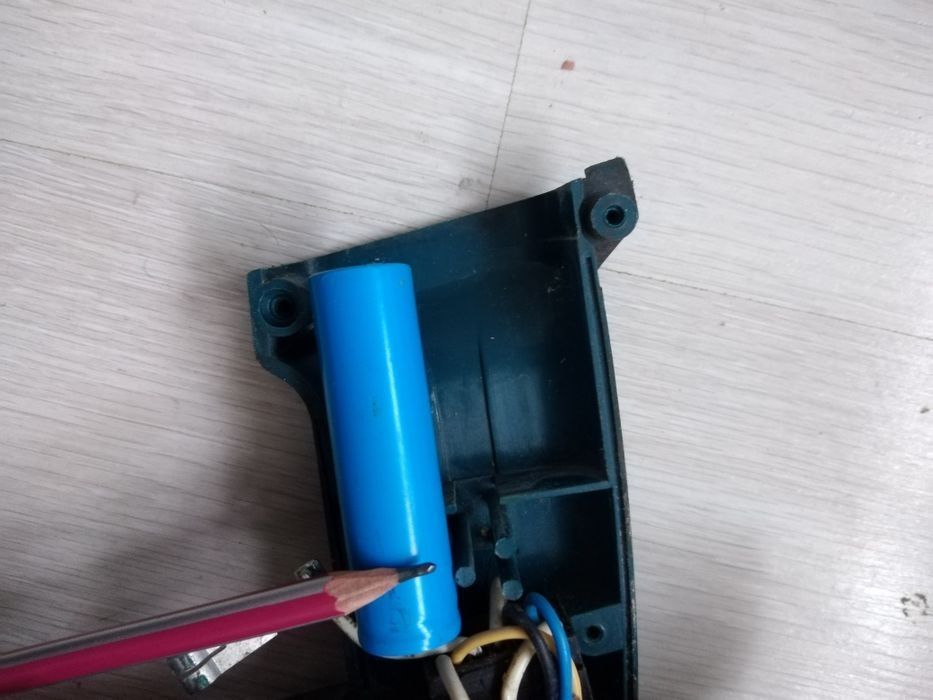 Шуруповерт дрель BOSCH GBM 9,6 VES  швидкості 2 професійний Синій