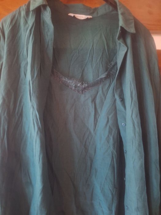 Bluzka damska Stradivarius rozm.M,viskoza,stan bardzo dobry.