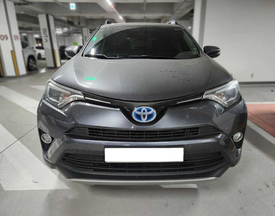 Toyota RAV4 2.5 4WD Hybrid 4th generation 2018