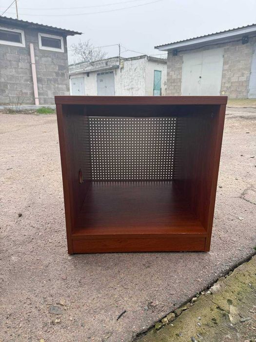 Продам тумбу под стол