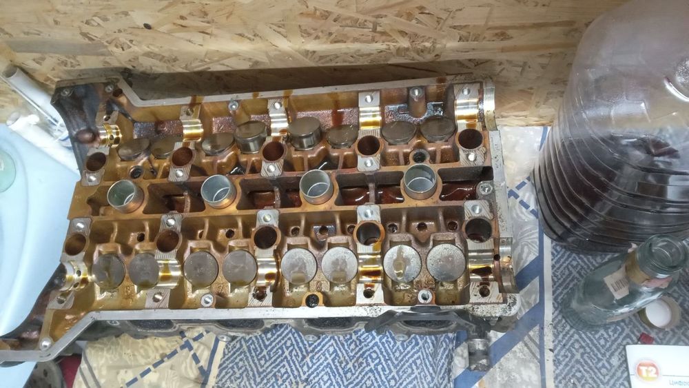 Продам головка блока цилиндров Мерседес Е200