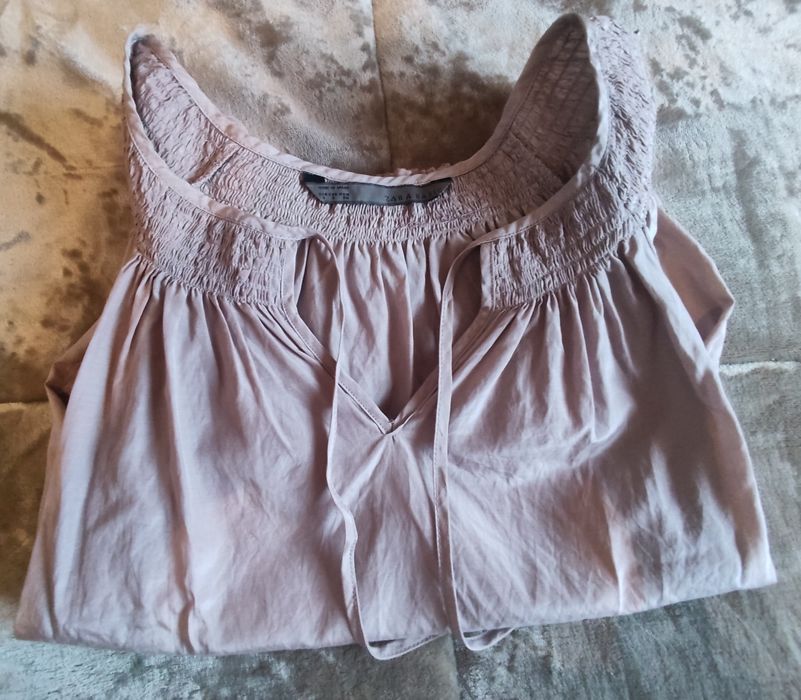 Blusa cor de rosa , zara